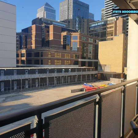 80S Retro 1Bed Studio Serviced Apartment Canary Wharf Perfect For Solo & Couple Travellers Londyn Zewnętrze zdjęcie