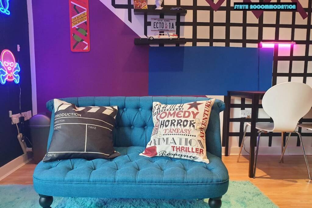 80S Retro 1Bed Studio Serviced Apartment Canary Wharf Perfect For Solo & Couple Travellers Londyn Zewnętrze zdjęcie