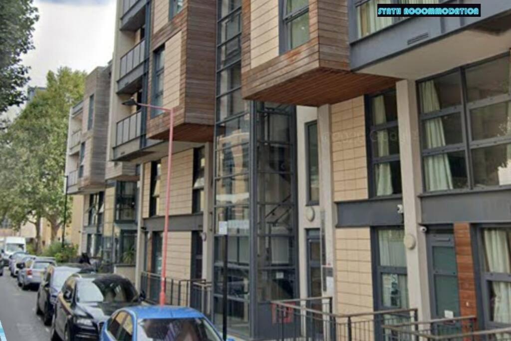 80S Retro 1Bed Studio Serviced Apartment Canary Wharf Perfect For Solo & Couple Travellers Londyn Zewnętrze zdjęcie